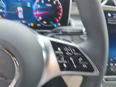 New 2026 Mercedes-Benz GLC 300 4MATIC image 31