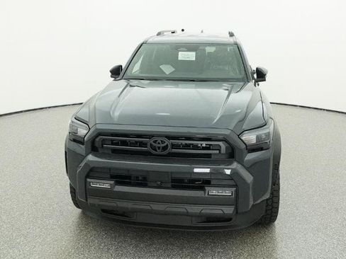 New 2026 Toyota 4Runner SR5 AWD/4WD image 15