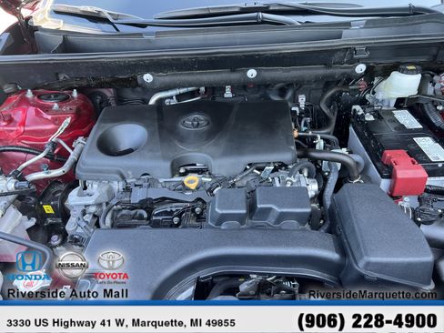 Used 2025 Toyota RAV4 XLE AWD/4WD image 13