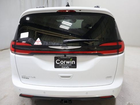 New 2026 Chrysler Pacifica Pinnacle w/ Trailer Tow Group image 5