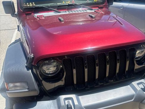 Used 2021 Jeep Wrangler Unlimited Sport AWD/4WD image 2
