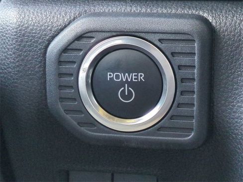 Used 2025 Toyota Land Cruiser image 32