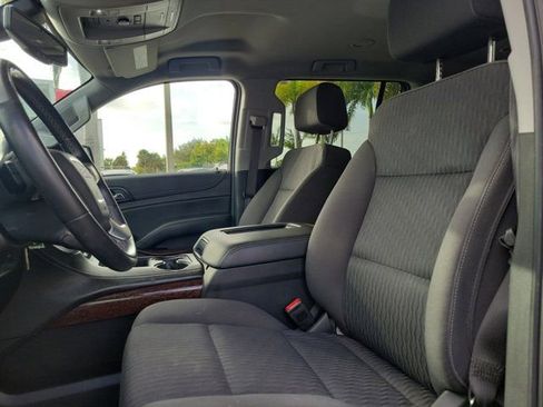 Used 2020 GMC Yukon XL SLE w/ Convenience Package image 16