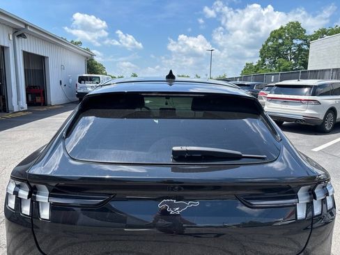 Used 2021 Ford Mustang Mach-E Select w/ Comfort/Appearance Package AWD/4WD image 6