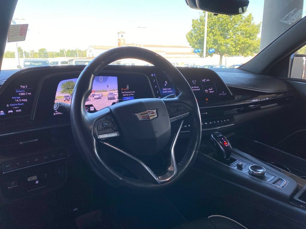 Used 2022 Cadillac Escalade Sport w/ Touring Package AWD/4WD image 13