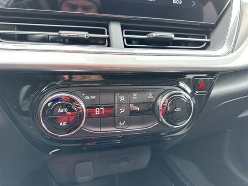 Used 2024 Chevrolet Trax LT image 22