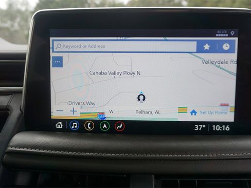 Used 2021 GMC Yukon SLT w/ SLT Premium Package image 11