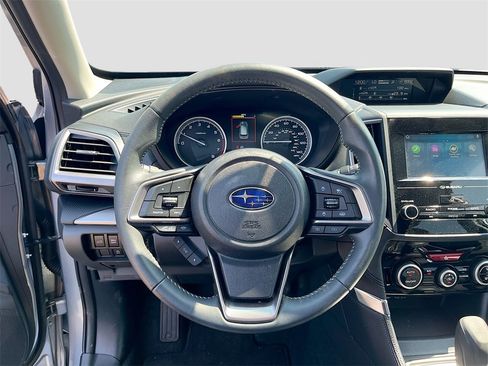 Used 2024 Subaru Forester Premium image 11