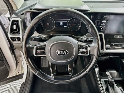 Used 2021 Kia Sorento S w/ Panoramic Sunroof Package AWD/4WD image 16