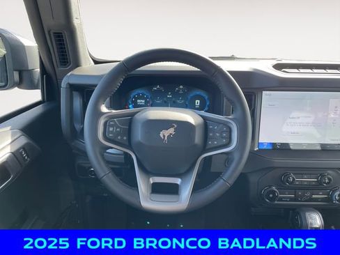 New 2025 Ford Bronco Badlands w/ Black Appearance Package image 12