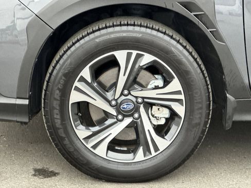 Used 2024 Subaru Crosstrek 2.0i Premium image 11