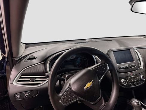 Used 2017 Chevrolet Malibu LS FWD image 10