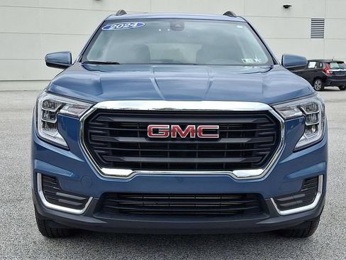 Used 2024 GMC Terrain SLE w/ Driver Convenience Package AWD/4WD image 5
