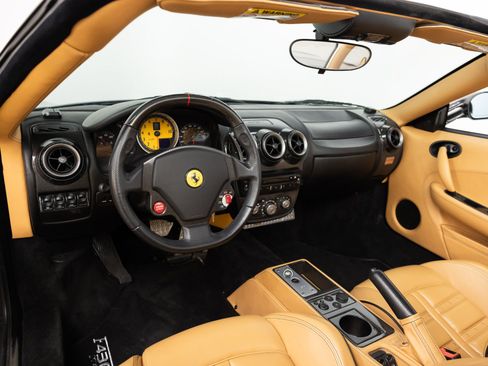 Certified 2005 Ferrari F430 Spider RWD image 2