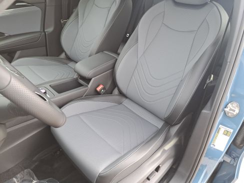 New 2026 Volkswagen Tiguan SE R-Line FWD image 15