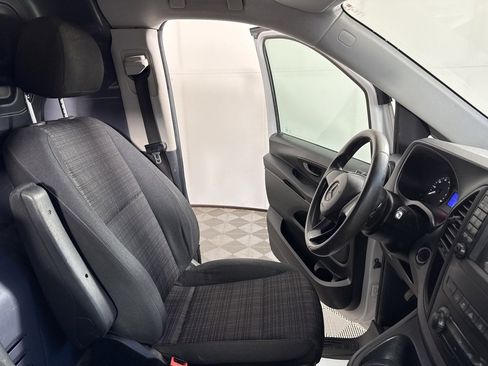 Used 2016 Mercedes-Benz Metris image 18