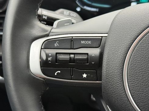 Used 2025 Kia Sportage EX AWD/4WD image 14