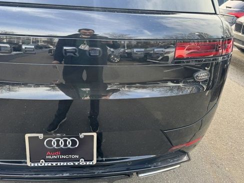 Used 2023 Land Rover Range Rover Sport SE Dynamic image 39