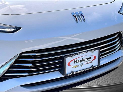 Used 2024 Buick Envista Preferred w/ Convenience I Package FWD image 28