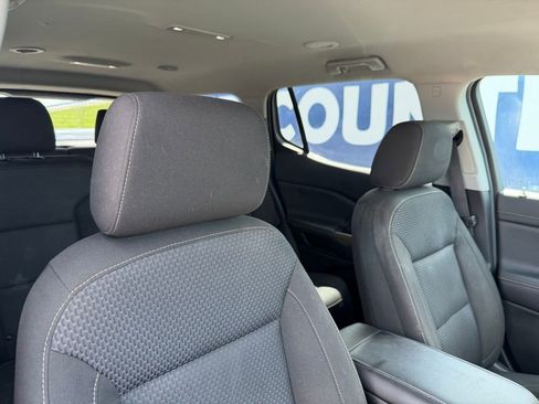 Used 2023 GMC Acadia SLE w/ Driver Convenience Package image 27