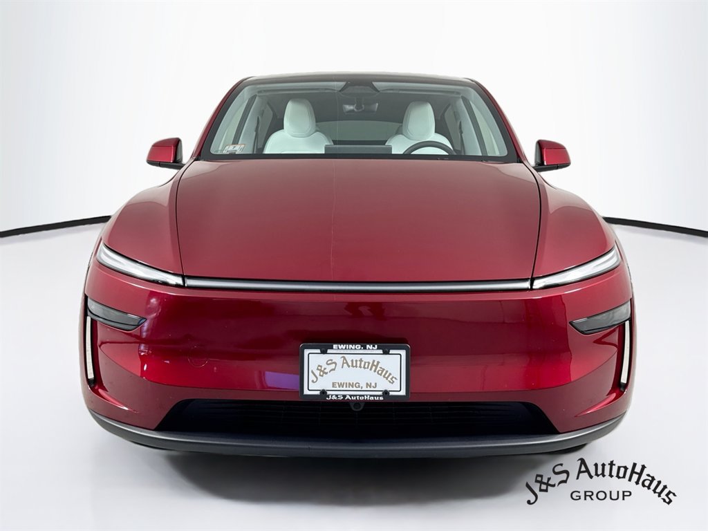 Used 2026 Tesla Model Y 2WD image 2