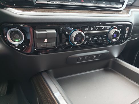 New 2026 Chevrolet Silverado 3500 LT image 25