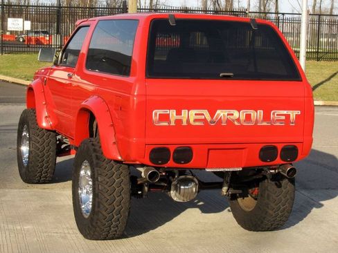 Used 1991 Chevrolet S10 Pickup 4WD 2-Door image 16