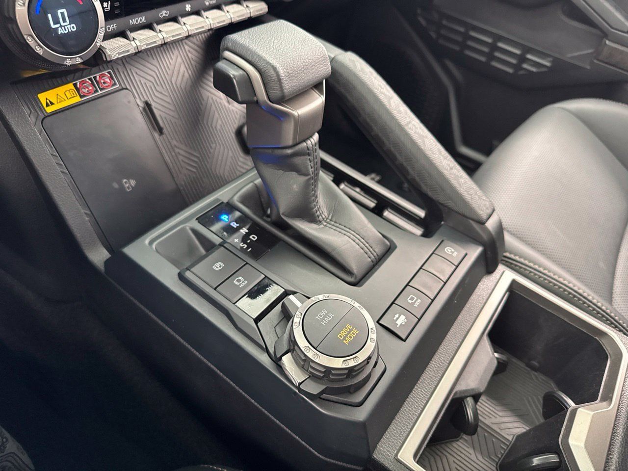 Certified 2025 Toyota Tacoma Limited AWD/4WD image 33