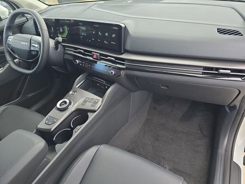 New 2026 Kia Sportage EX AWD/4WD image 12
