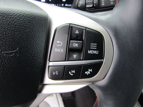 Used 2025 Ford Explorer Active w/ Active Comfort Package AWD/4WD image 28