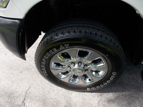 Used 2017 RAM 2500 Tradesman w/ Popular Equipment Group image 22