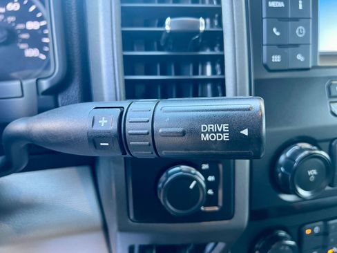 Used 2021 Ford F550 4x4 Crew Cab Super Duty image 21