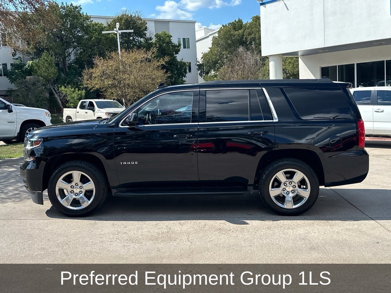 Used 2020 Chevrolet Tahoe LS w/ Max Trailering Package RWD image 2