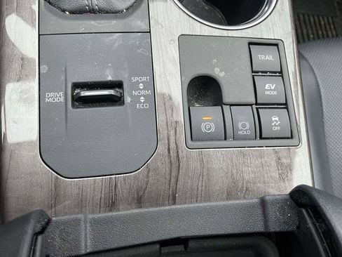 Used 2023 Toyota Highlander Platinum image 43