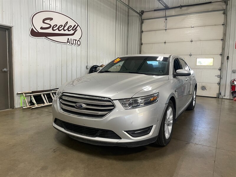Used 2017 Ford Taurus SEL w/ Equipment Group 201A AWD/4WD image 2