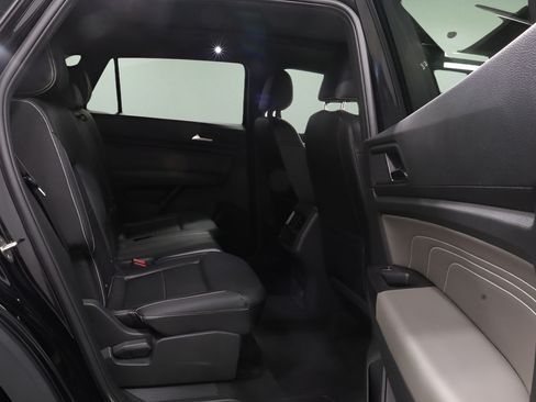 Used 2021 Volkswagen Atlas Cross Sport SEL AWD/4WD image 17