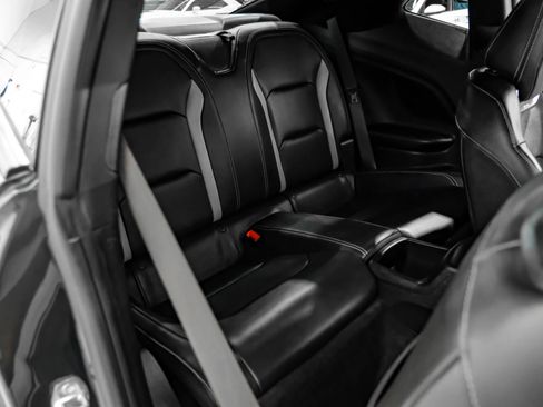 Used 2019 Chevrolet Camaro SS RWD image 42