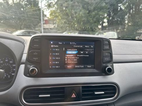 Used 2019 Hyundai Kona SEL AWD/4WD image 24