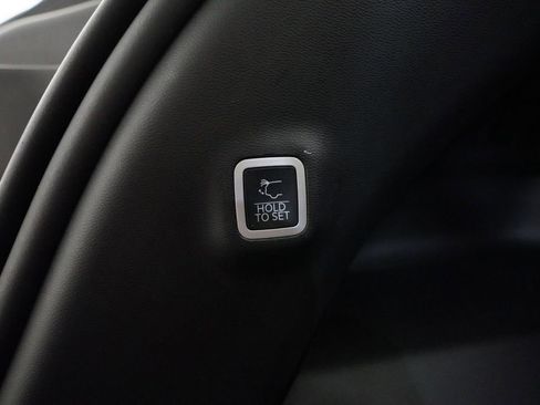 Used 2024 Jeep Wagoneer Launch Edition AWD/4WD image 15