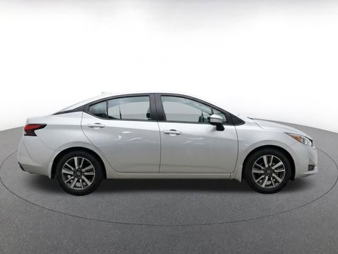 Used 2025 Nissan Versa SV FWD image 10