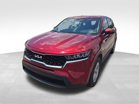 Used 2022 Kia Sorento LX FWD image 9