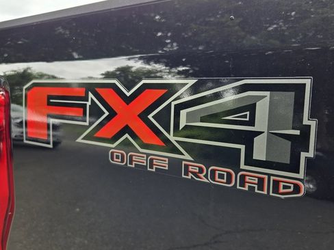 Used 2021 Ford F250 Lariat w/ Lariat Ultimate Package image 17