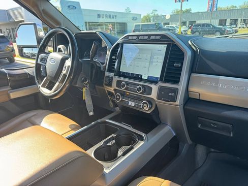 Certified 2022 Ford F350 Lariat w/ Chrome Package AWD/4WD image 23