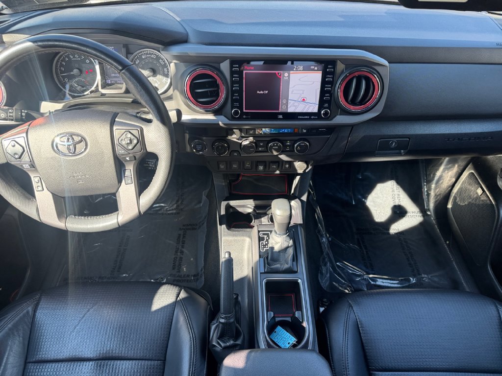 Used 2022 Toyota Tacoma TRD Sport w/ TRD Premium Sport Package AWD/4WD image 10