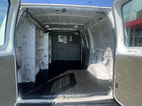 Used 2012 Ford E-250 and Econoline 250 w/ PWR Group RWD image 14