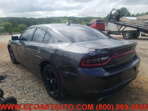 Used 2018 Dodge Charger SXT Plus image 4