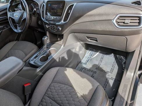 Used 2020 Chevrolet Equinox LT image 23