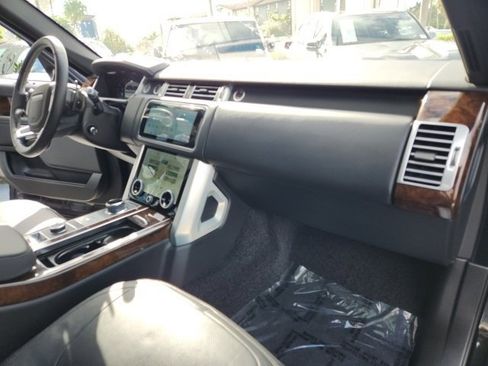 Used 2020 Land Rover Range Rover Long Wheelbase HSE image 25
