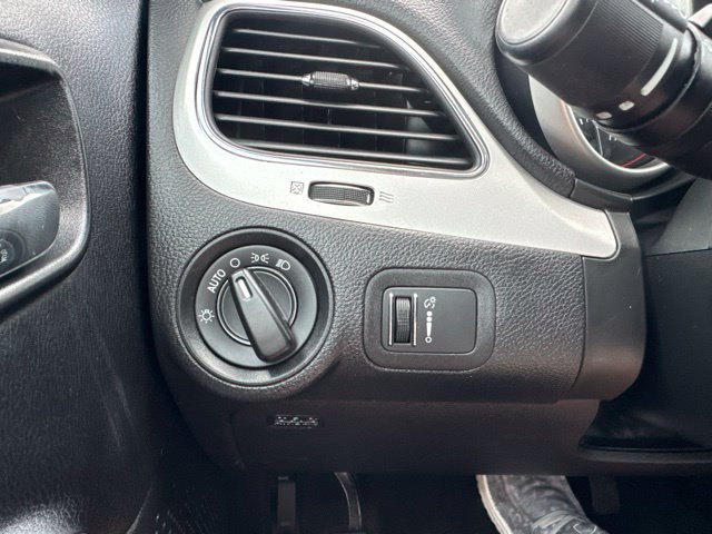 Used 2018 Dodge Journey SE w/ Popular Equipment Group FWD image 23