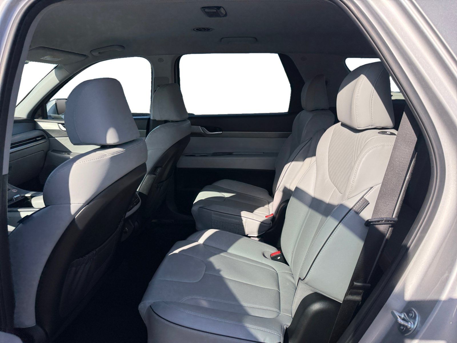 Used 2024 Hyundai Palisade SEL AWD/4WD image 16